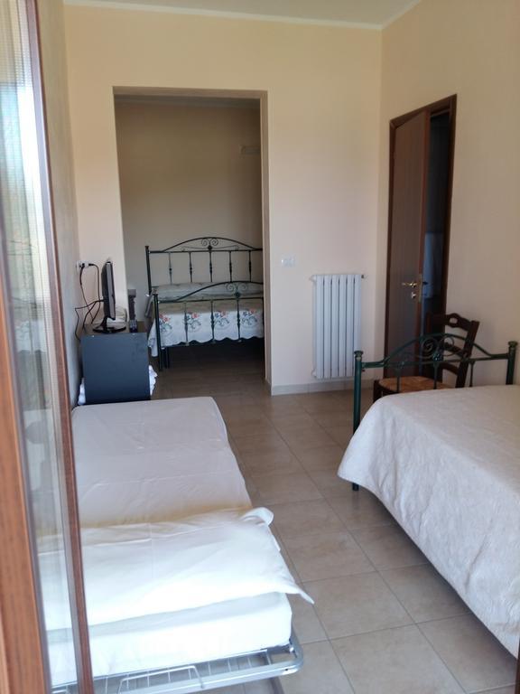La Mortella Agriturismo Rotondella Стая снимка
